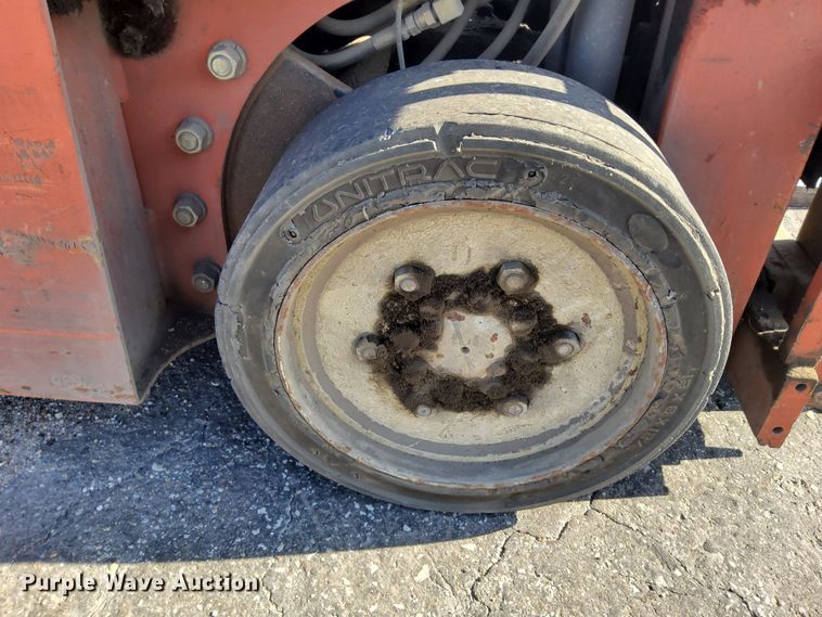 image for item DN6863 Nissan 35  forklift