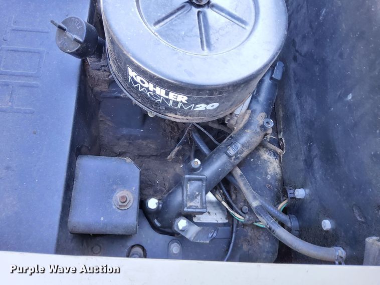 image for item DN6864 Cub Cadet 2082  tractor