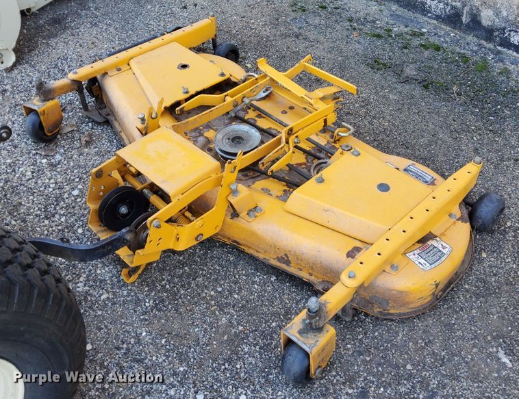 image for item DN6864 Cub Cadet 2082  tractor