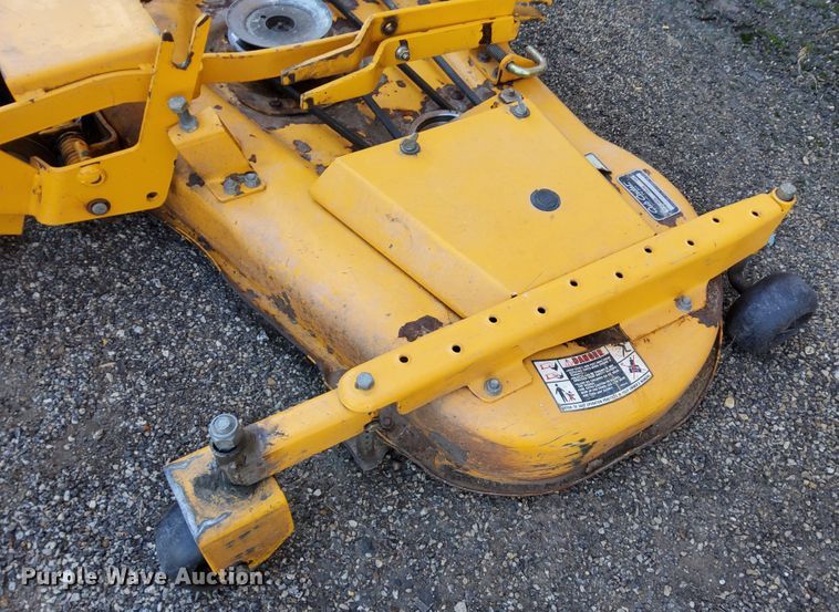 image for item DN6864 Cub Cadet 2082  tractor