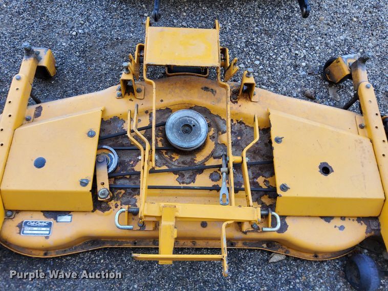 image for item DN6864 Cub Cadet 2082  tractor