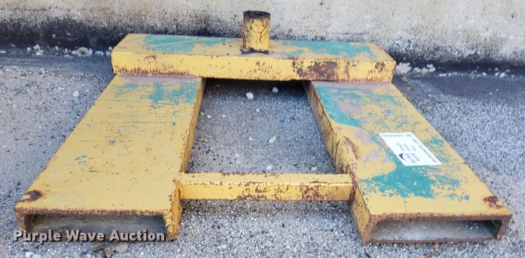 image for item DN6865 Forklift trailer mover