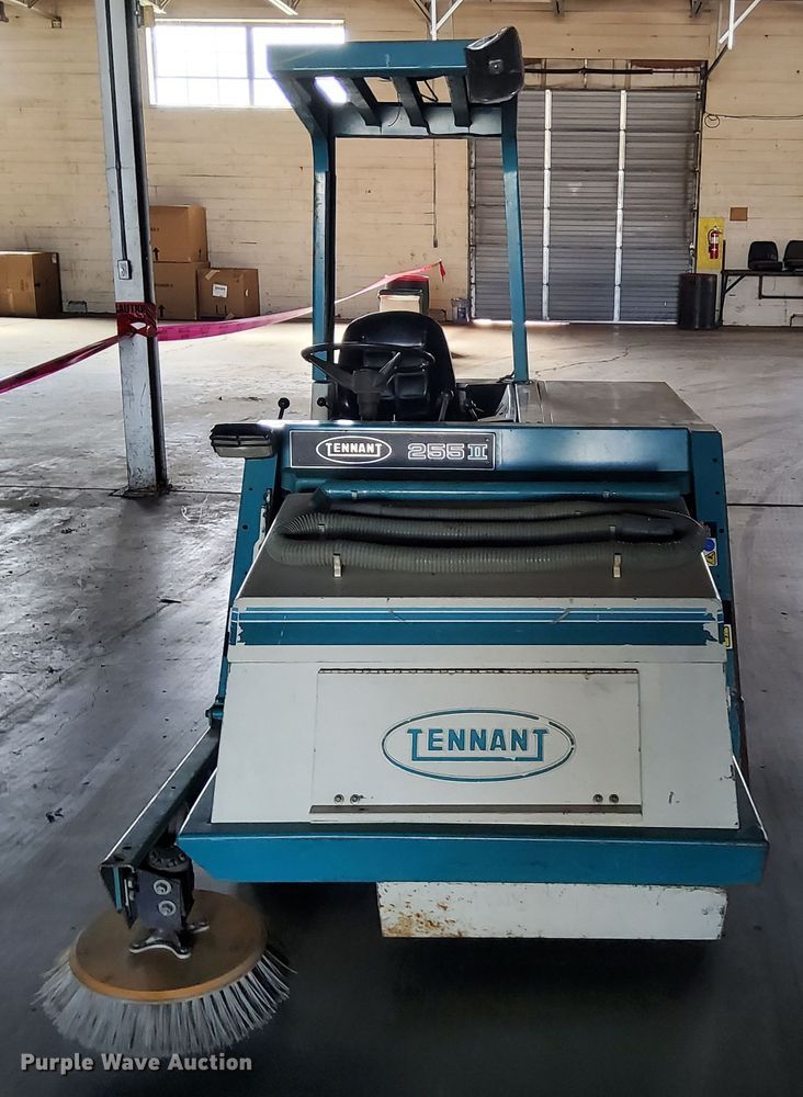 image for item DN6869 Tennant 255 Series II  sweeper