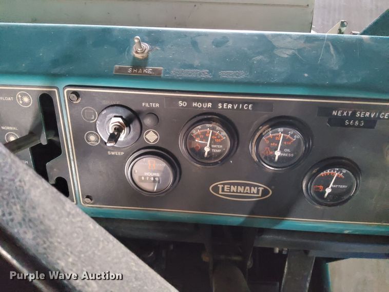 image for item DN6869 Tennant 255 Series II  sweeper