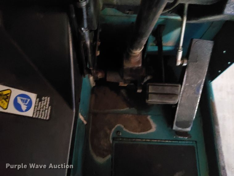 image for item DN6869 Tennant 255 Series II  sweeper