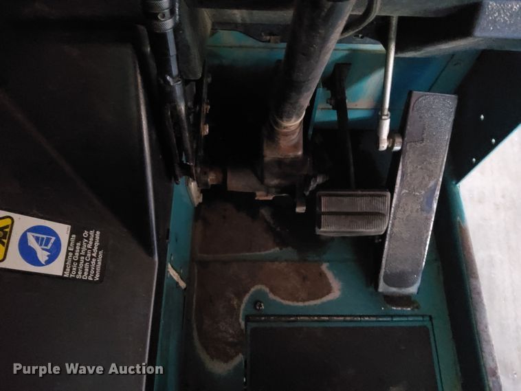 image for item DN6869 Tennant 255 Series II  sweeper