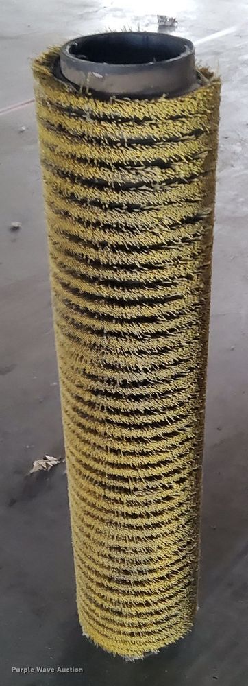 image for item DN6869 Tennant 255 Series II  sweeper