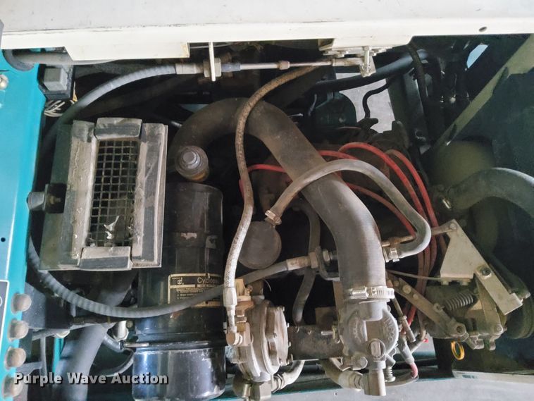 image for item DN6869 Tennant 255 Series II  sweeper