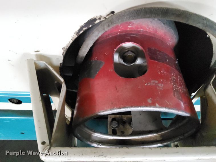 image for item DN6869 Tennant 255 Series II  sweeper