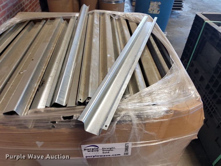 image for item DN6871 Pallet racking cross beams