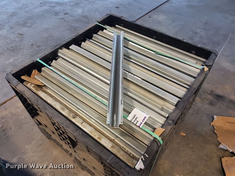image for item DN6873 Pallet racking cross beams