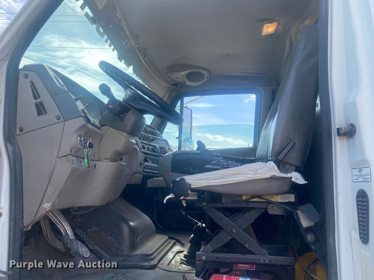 image for item DN8007 2006 Sterling L-Line  flatbed truck