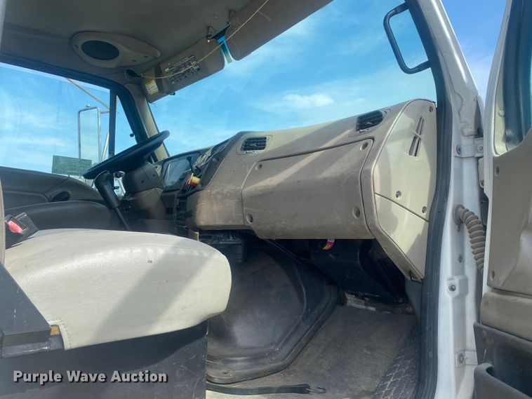 image for item DN8007 2006 Sterling L-Line  flatbed truck