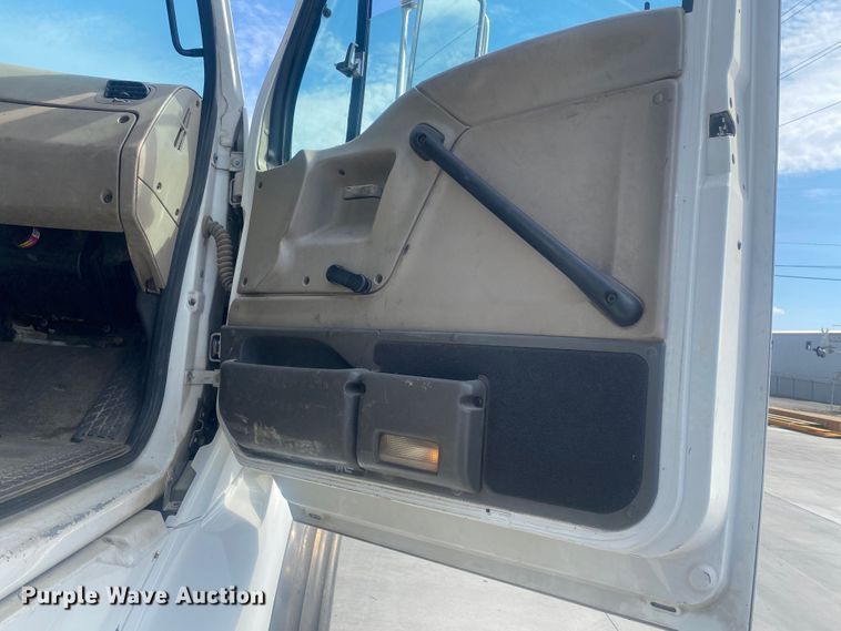 image for item DN8007 2006 Sterling L-Line  flatbed truck