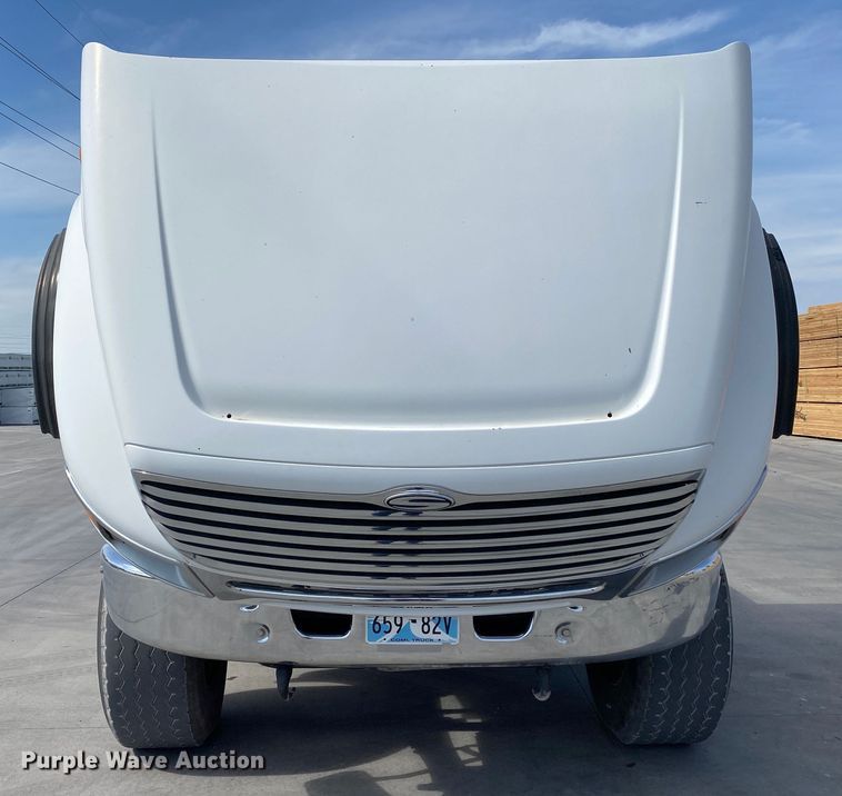 image for item DN8007 2006 Sterling L-Line  flatbed truck