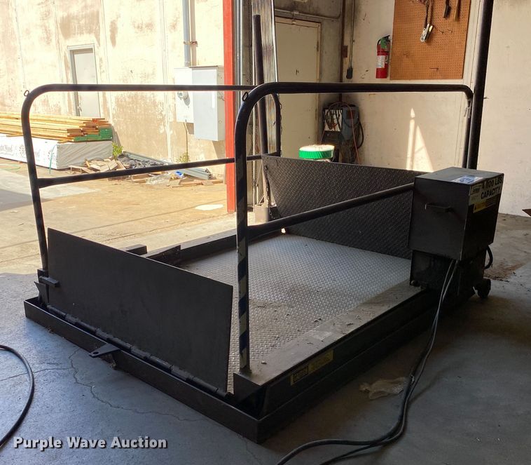 image for item DN8008 Autoquip PDQ-40  scissor lift