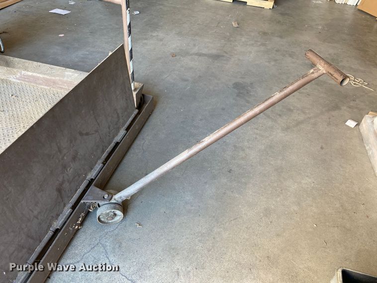 image for item DN8008 Autoquip PDQ-40  scissor lift