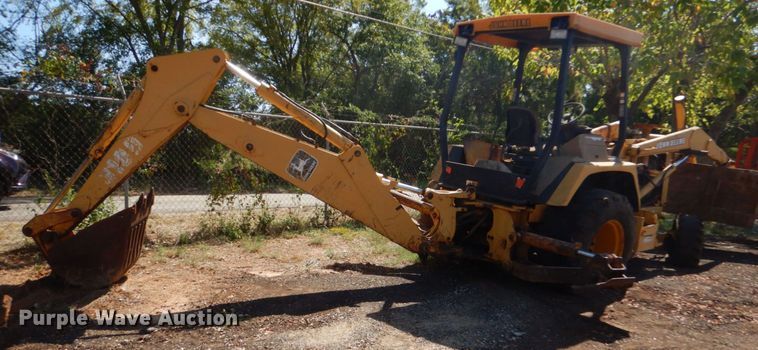 image for item DO1609 1993 John Deere 310D  backhoe