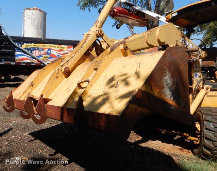 image for item DO1609 1993 John Deere 310D  backhoe