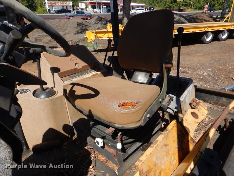 image for item DO1609 1993 John Deere 310D  backhoe