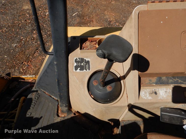 image for item DO1609 1993 John Deere 310D  backhoe