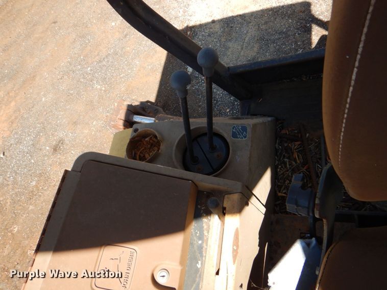 image for item DO1609 1993 John Deere 310D  backhoe