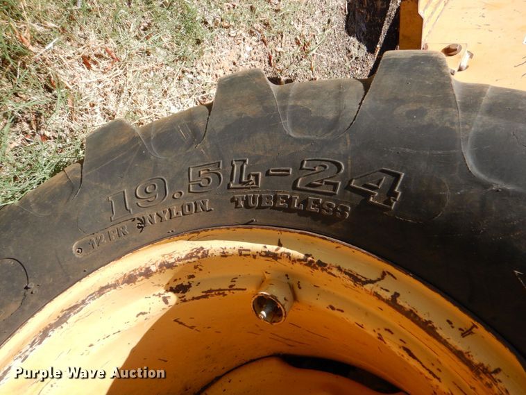 image for item DO1609 1993 John Deere 310D  backhoe