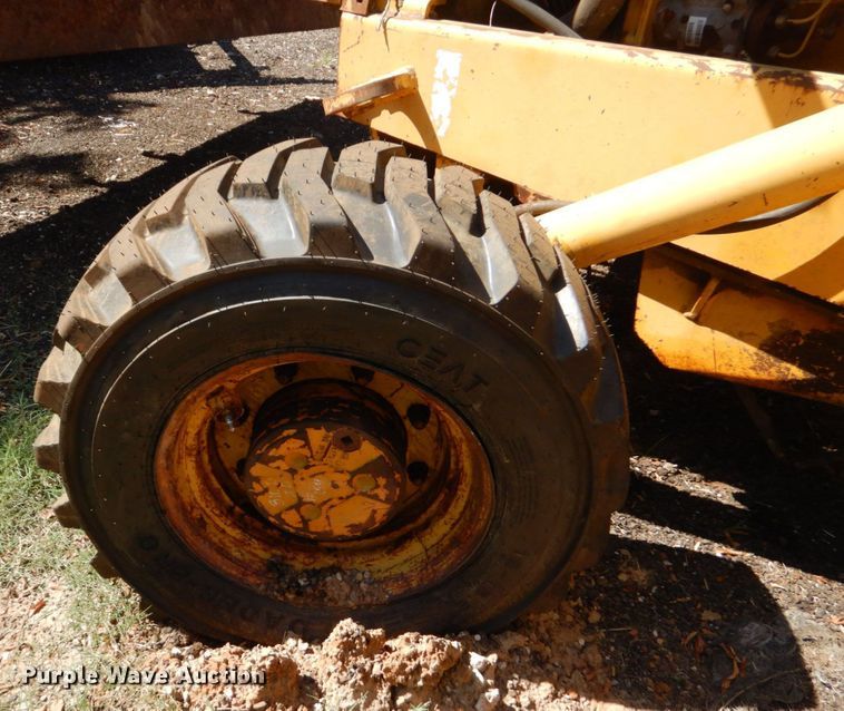 image for item DO1609 1993 John Deere 310D  backhoe