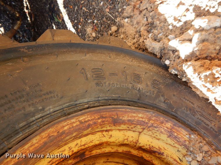 image for item DO1609 1993 John Deere 310D  backhoe