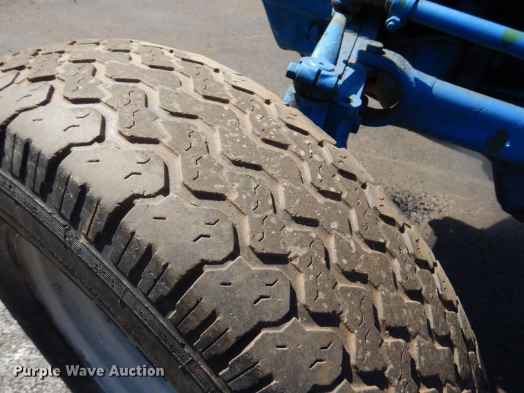 image for item DO1610 Ford  tractor