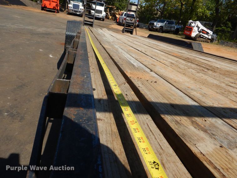 image for item DO1611 2018 Kearney GTRHDEQH 8324  equipment trailer