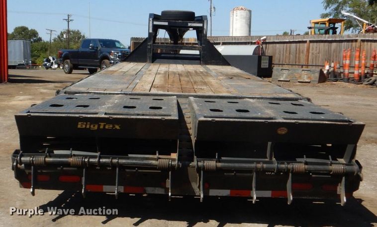 image for item DO1612 2017 Big Tex 22GN-20BK+5MR  equipment trailer