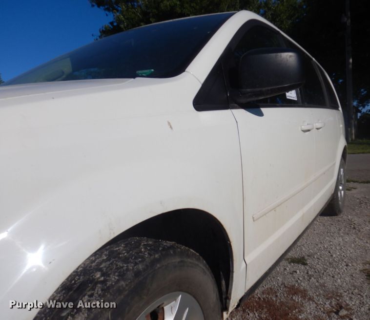 image for item DP0319 2010 Dodge Grand Caravan SE