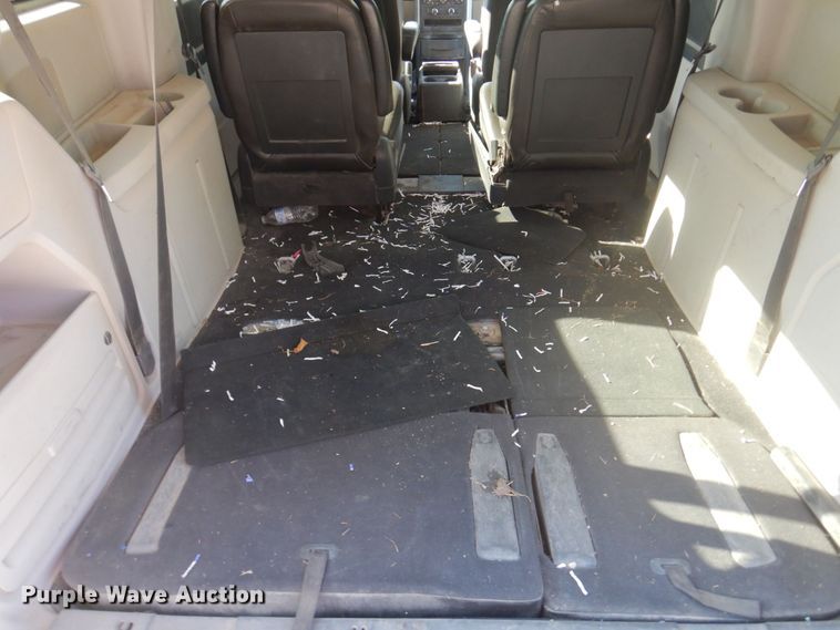 image for item DP0319 2010 Dodge Grand Caravan SE