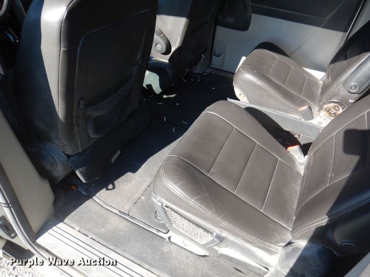 image for item DP0319 2010 Dodge Grand Caravan SE