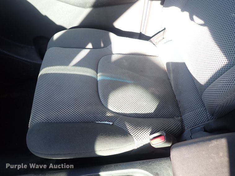 image for item DQ2939 2009 Suzuki Equator  Ext. Cab pickup truck