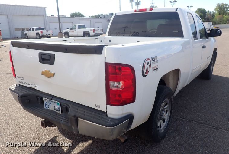 image for item DQ2946 2013 Chevrolet Silverado 1500  Ext. Cab pickup truck