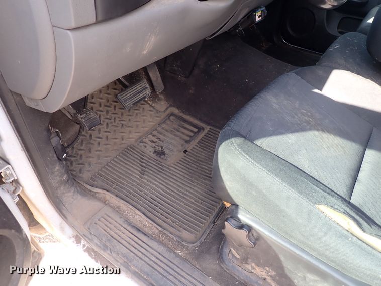 image for item DQ2946 2013 Chevrolet Silverado 1500  Ext. Cab pickup truck