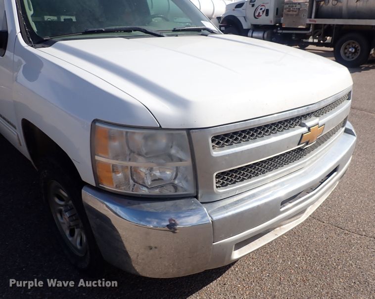 image for item DQ2946 2013 Chevrolet Silverado 1500  Ext. Cab pickup truck