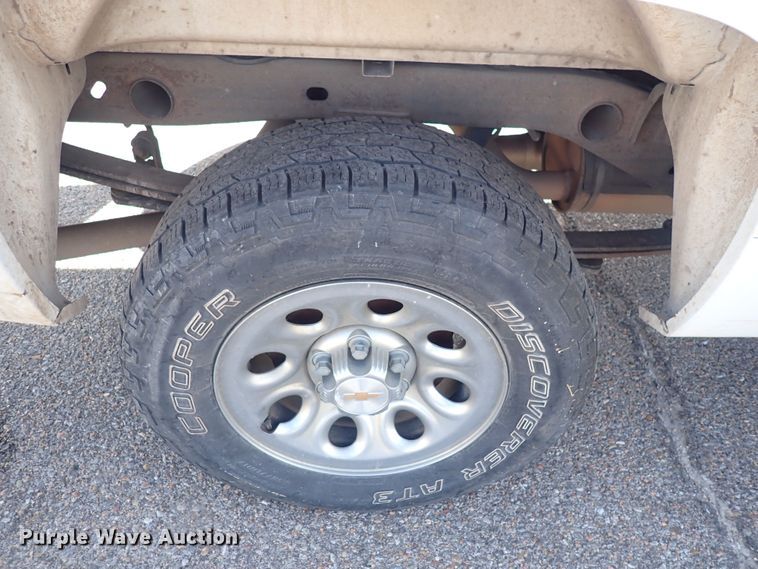 image for item DQ2946 2013 Chevrolet Silverado 1500  Ext. Cab pickup truck