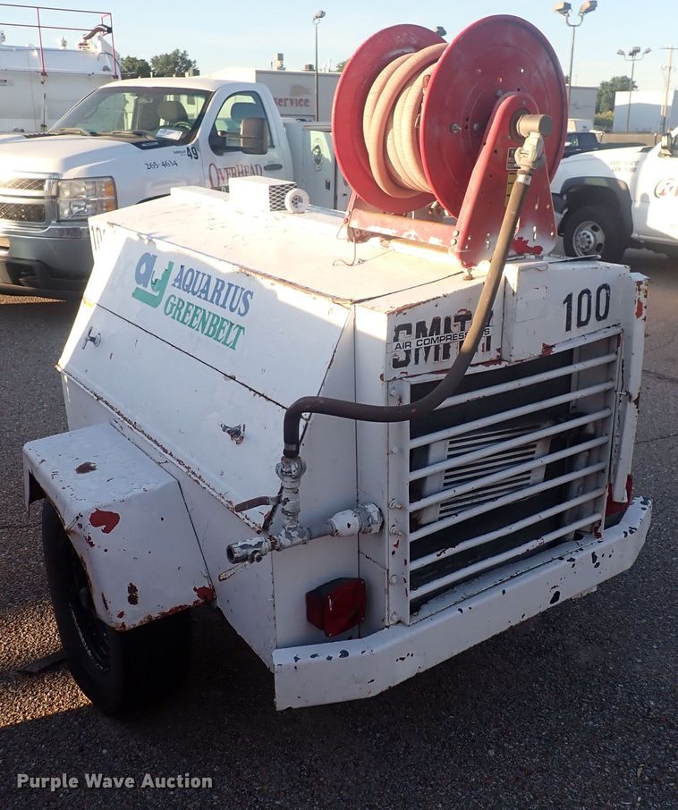 image for item DQ2968 Smith 100  air compressor