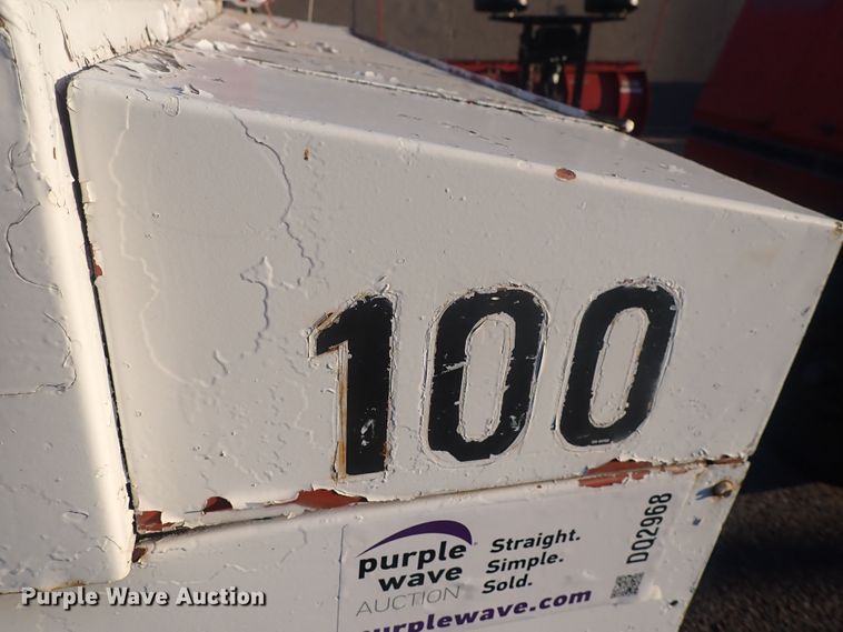 image for item DQ2968 Smith 100  air compressor