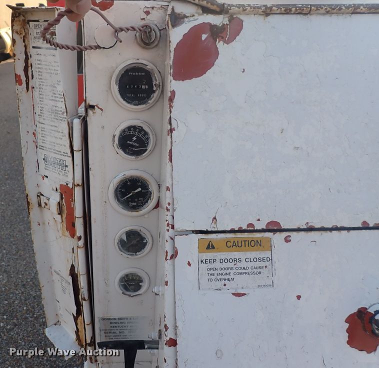 image for item DQ2968 Smith 100  air compressor