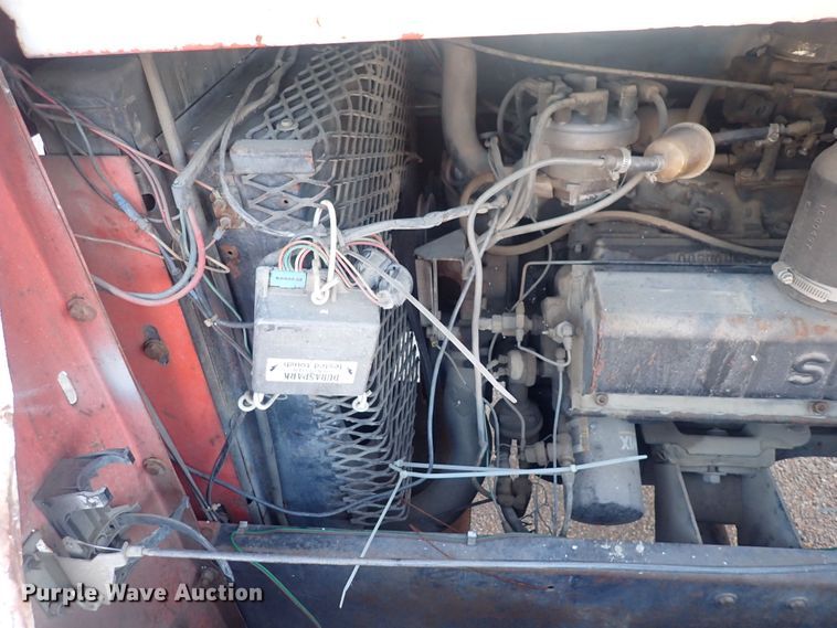 image for item DQ2968 Smith 100  air compressor