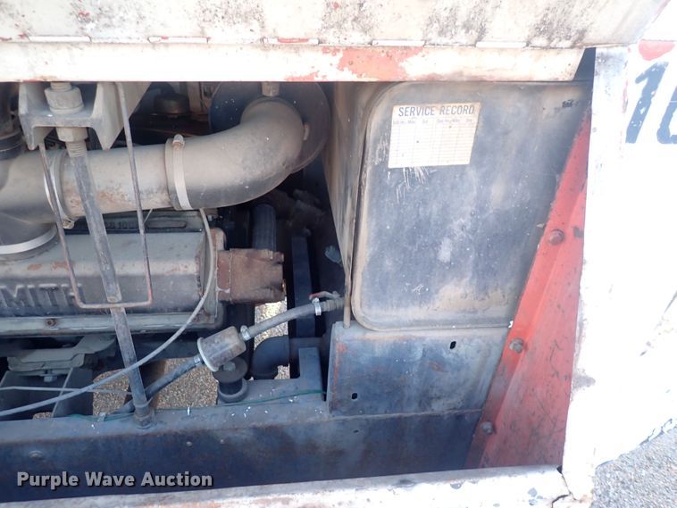 image for item DQ2968 Smith 100  air compressor