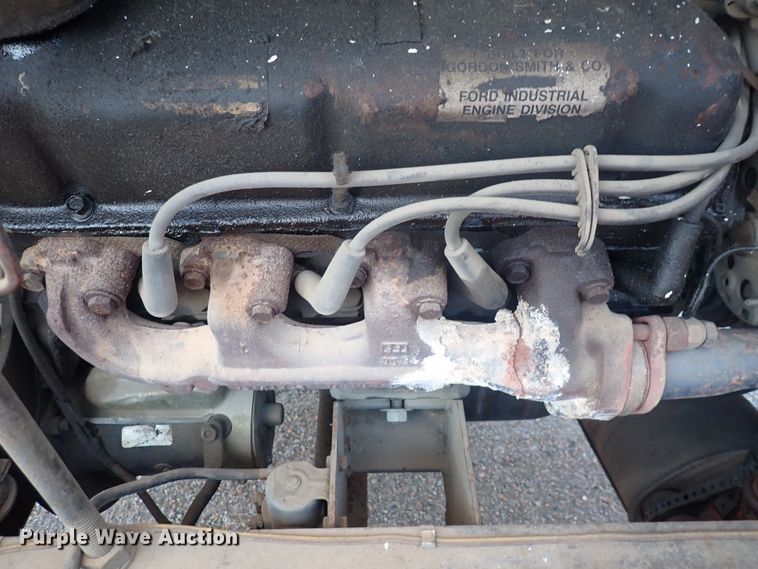 image for item DQ2968 Smith 100  air compressor