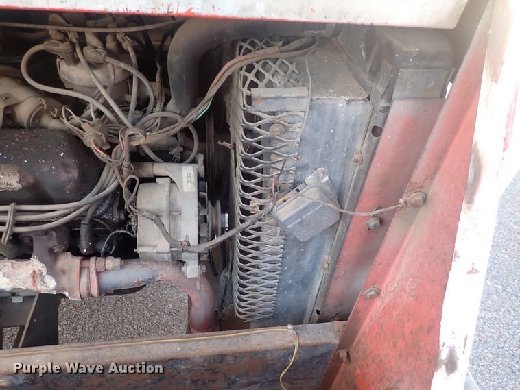 image for item DQ2968 Smith 100  air compressor