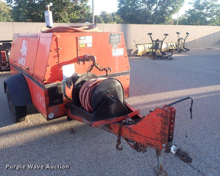 image for item DQ2969 Leroi 175  air compressor