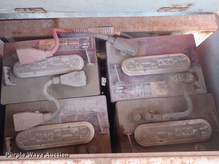 image for item DQ2972 Quadrex 33E  scissor lift