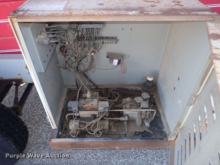 image for item DQ2972 Quadrex 33E  scissor lift